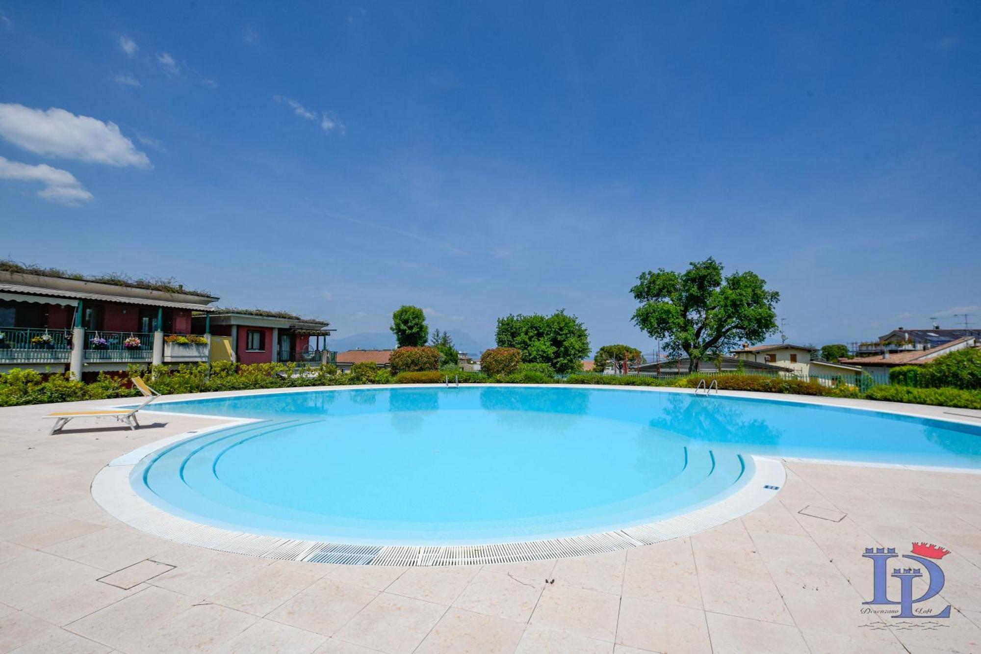 Desenzanoloft Official Partner Marriott Homes & Villas -Butterfly And 5 Pools Family Apartment Desenzano del Garda Extérieur photo