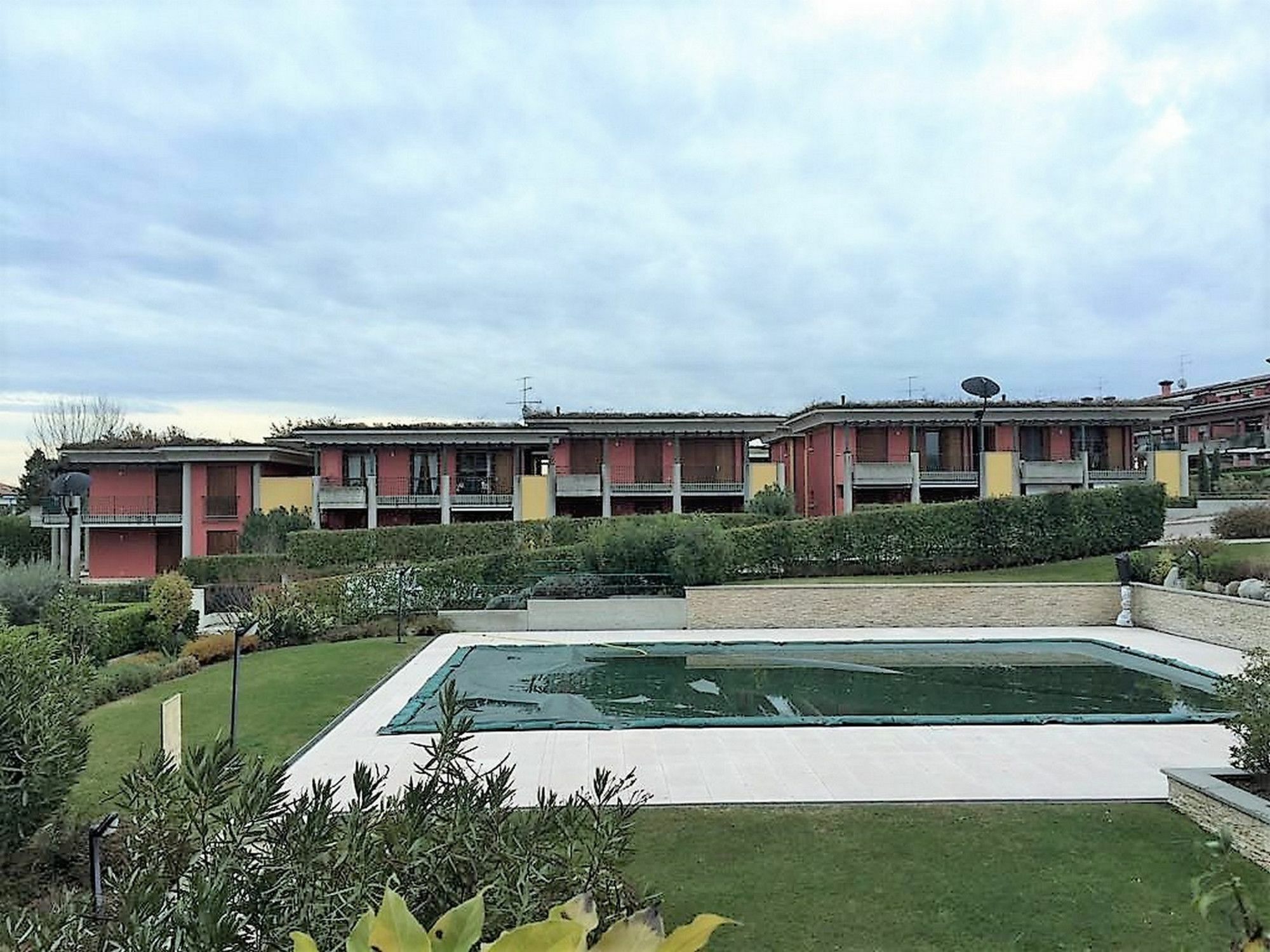 Desenzanoloft Official Partner Marriott Homes & Villas -Butterfly And 5 Pools Family Apartment Desenzano del Garda Extérieur photo